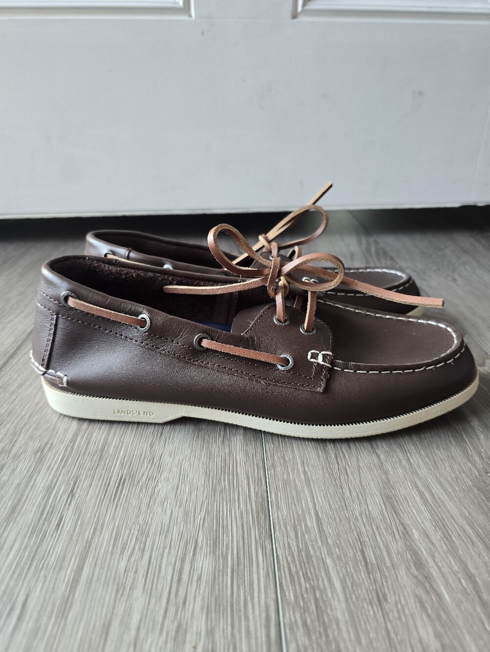 Lands End Seaport Brown Leather Boat Shoes Womens 9.5 Lace Up Moccasin Loafer